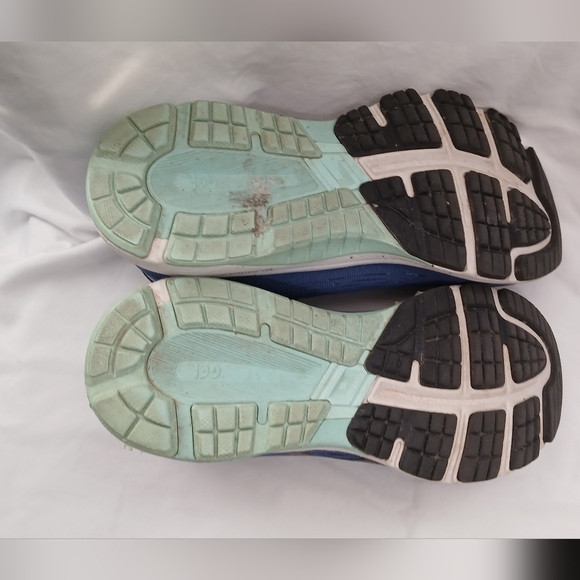 Asics Blue Running Shoes Women's Size 7.5 - Picture 3 of 4